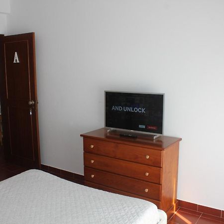 Guesthouse Felicidade Lagos Bagian luar foto
