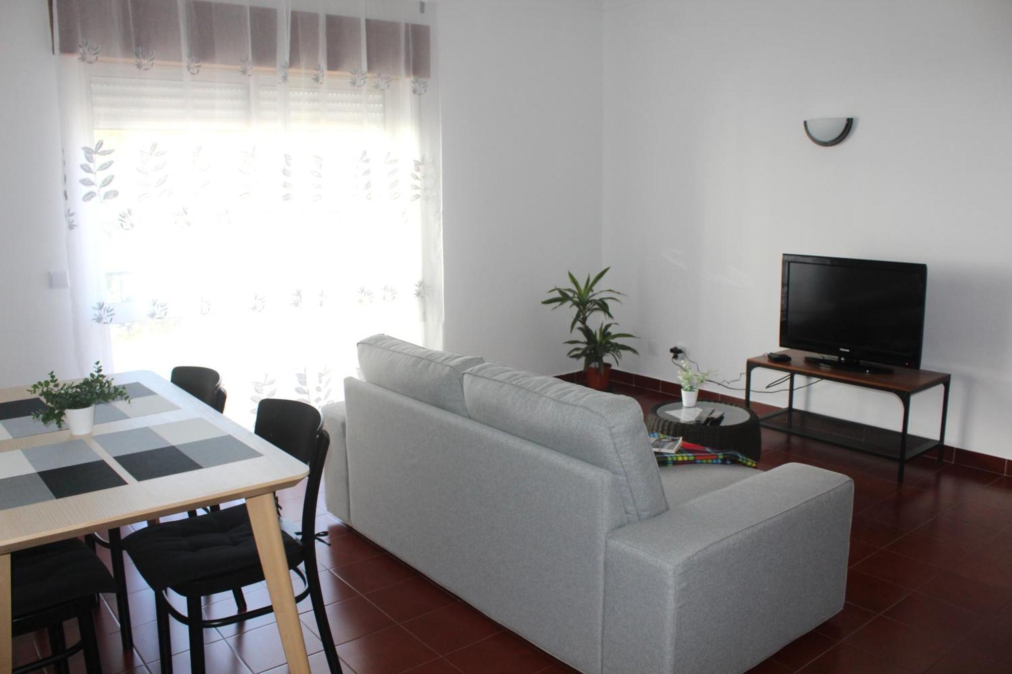 Guesthouse Felicidade Lagos Bagian luar foto